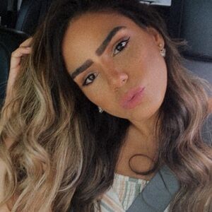 Meet your Posher, Daniela